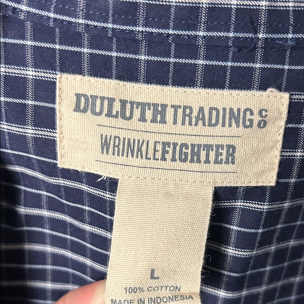 Duluth Trading Co Men's Navy Checkered Shirt - Picture 3 of 9